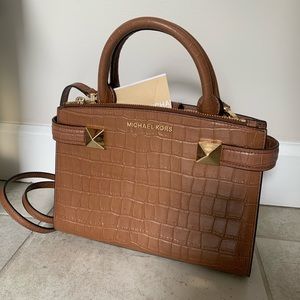 NWT Michael Kors crossbody satchel bag